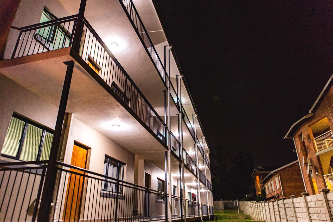The Living Collective Apartments ピーターマリッツバーグ エクステリア 写真