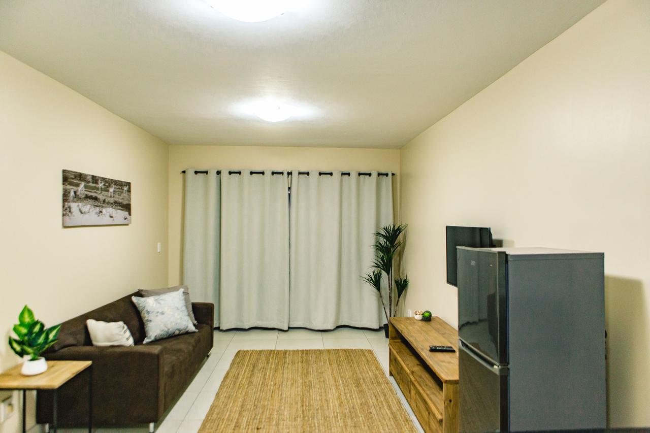 The Living Collective Apartments ピーターマリッツバーグ エクステリア 写真
